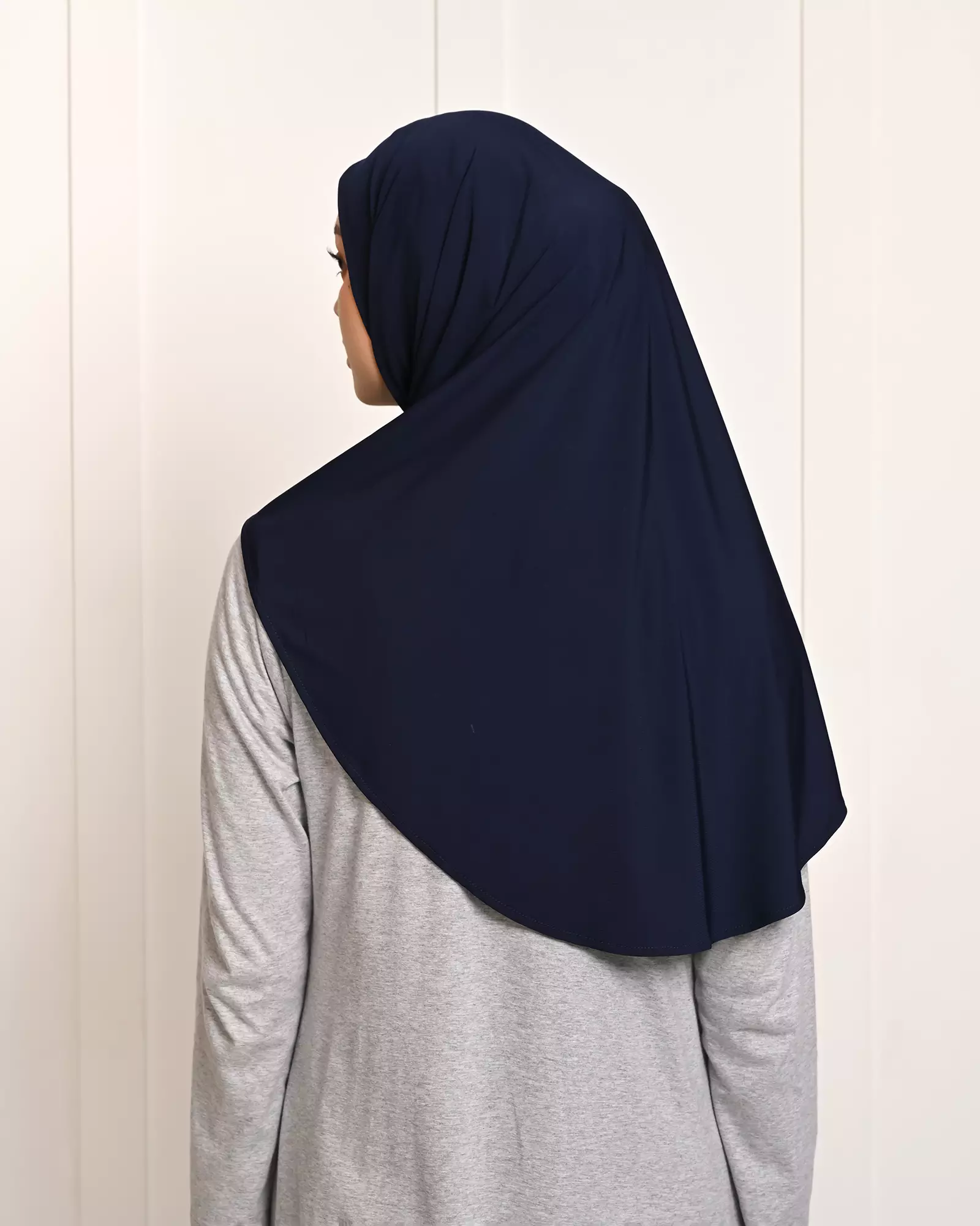 Geulis.id ADIBA INSTANT JERSEY SLIP-ON (6 warna) Hijab - NAVY