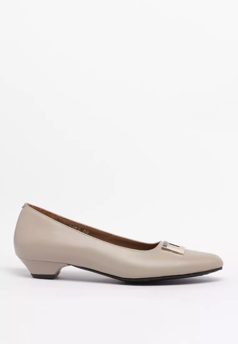 Buccheri Sanna Flat Shoes Wanita Cream