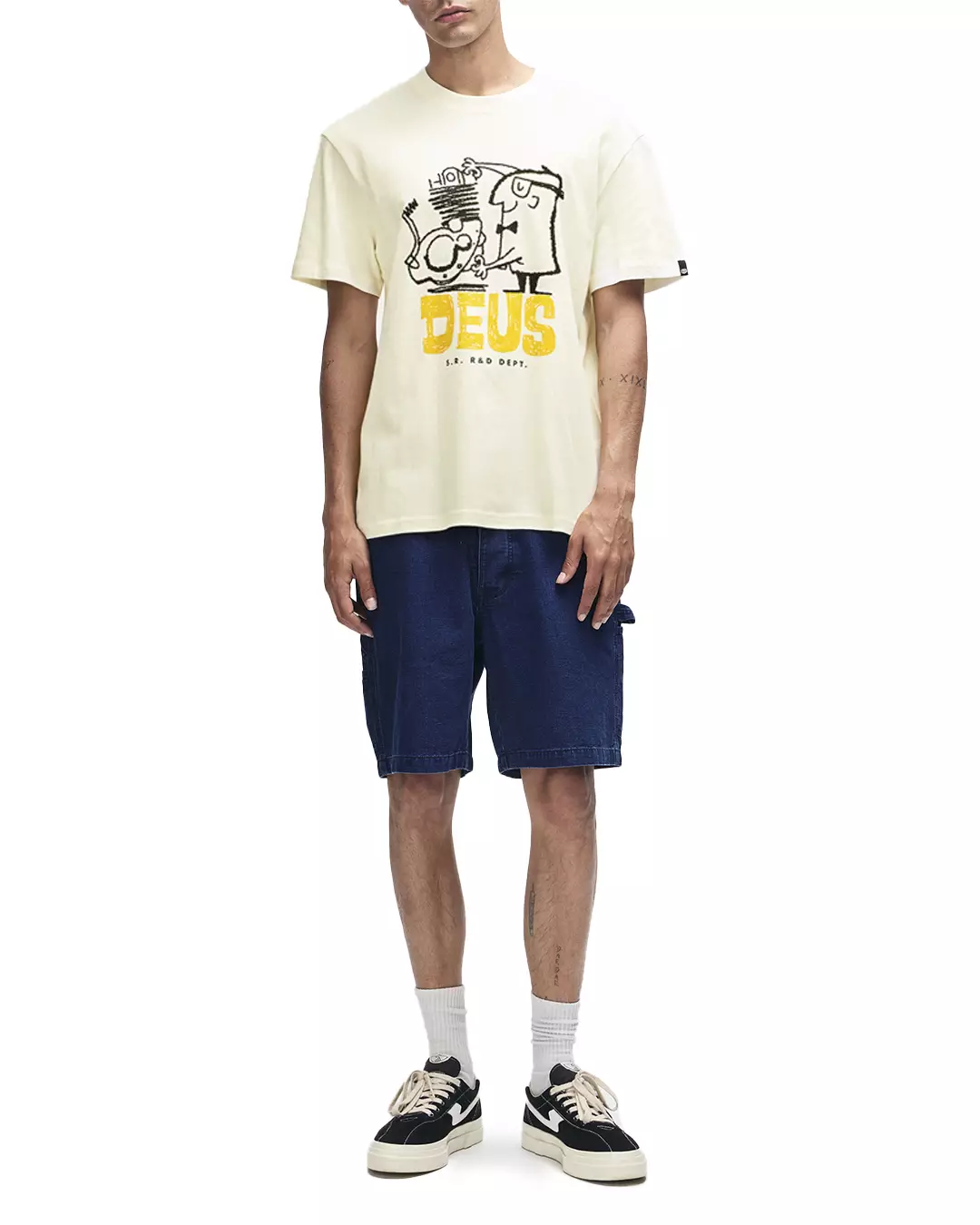 Erasarolgy Tee
