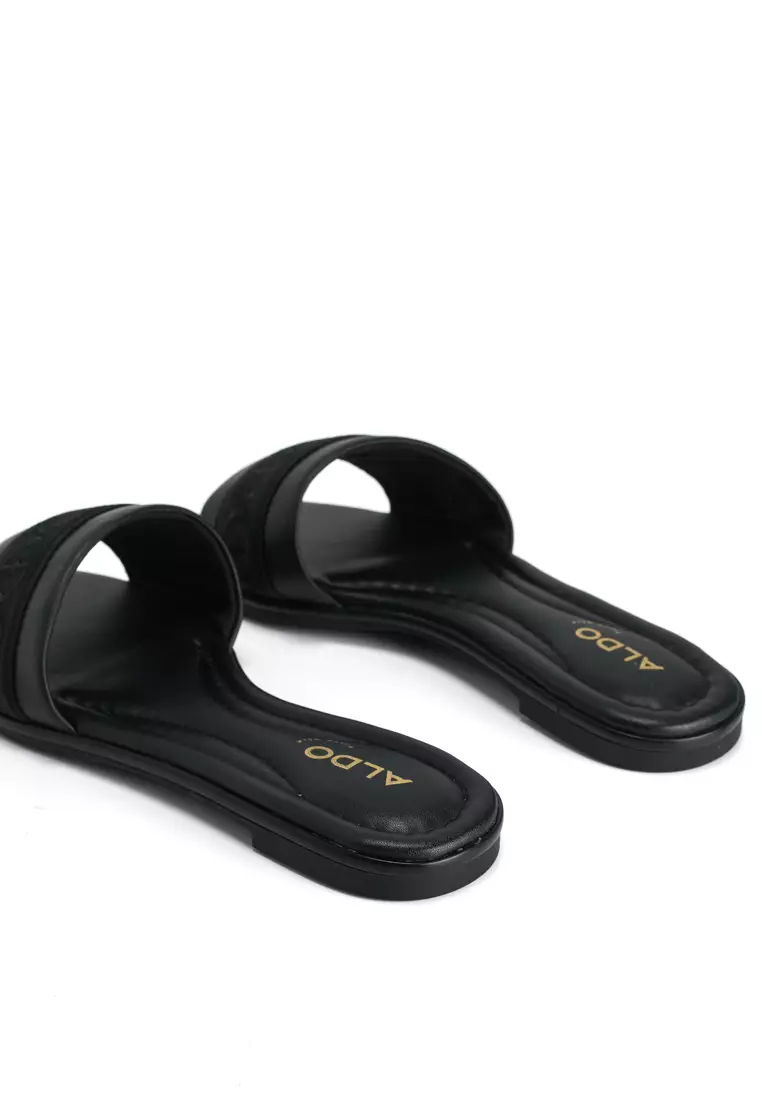 Tendre-In Sandals