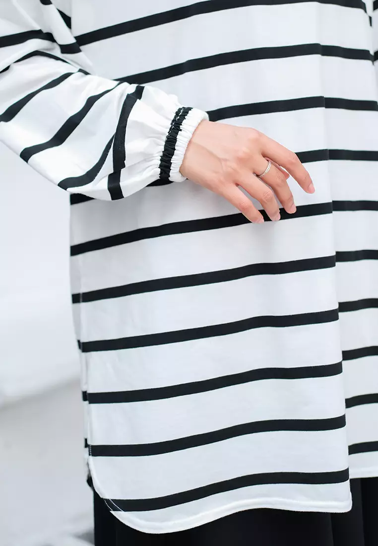 JV Hasanah Baju Kurung Oval Big Stripe White | Atasan Baju Kurung Oval Salur Besar Kaos Adem