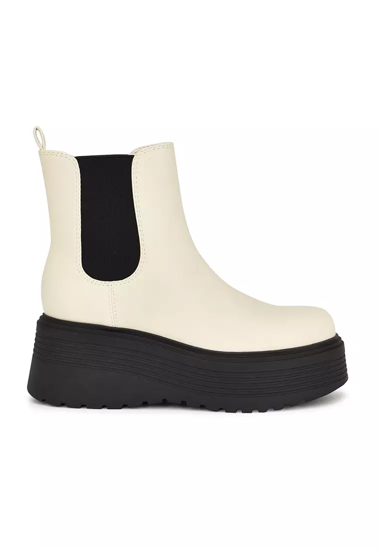 Discount on Nine West  shoes - SKU: George Almond Toe Platform Casual Booties Ivory