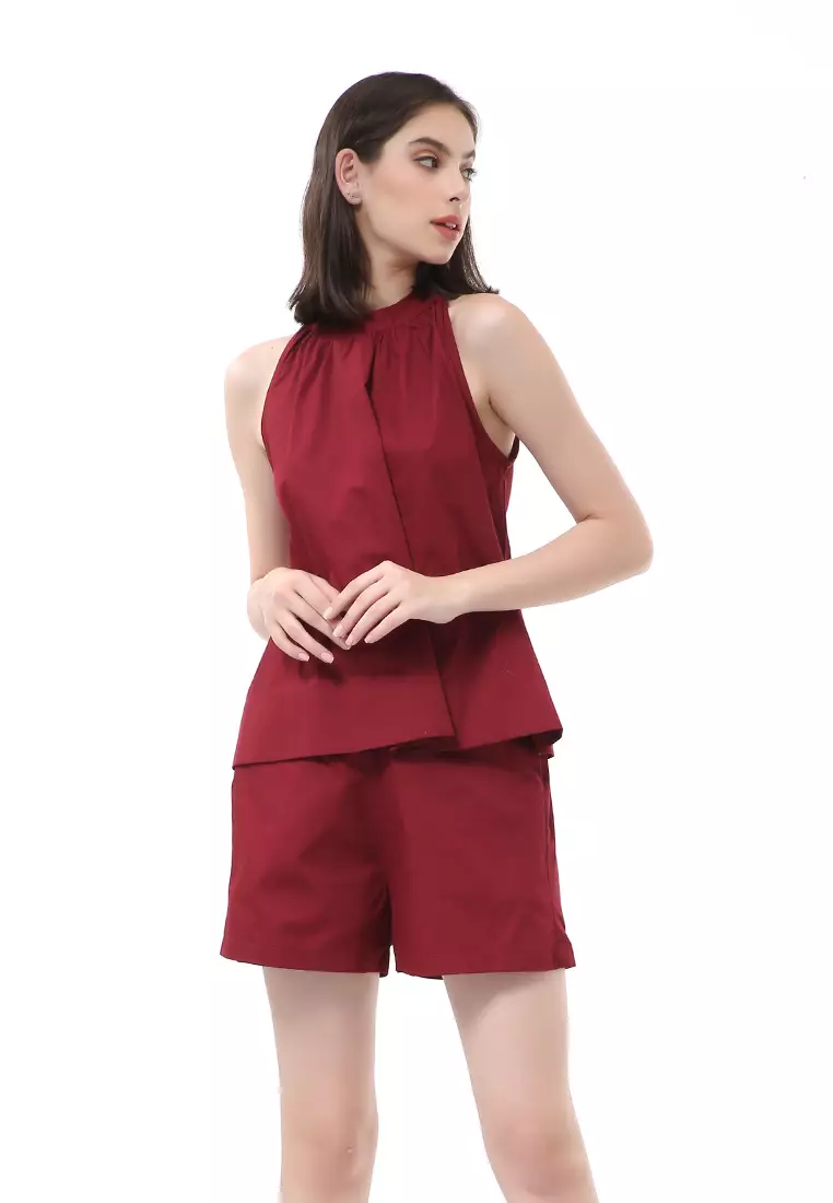 Nayra One Set Setelan Wanita Sleeveless Blouse with Short Pants Plain Motive Material Cotton ORIGINAL - Maroon