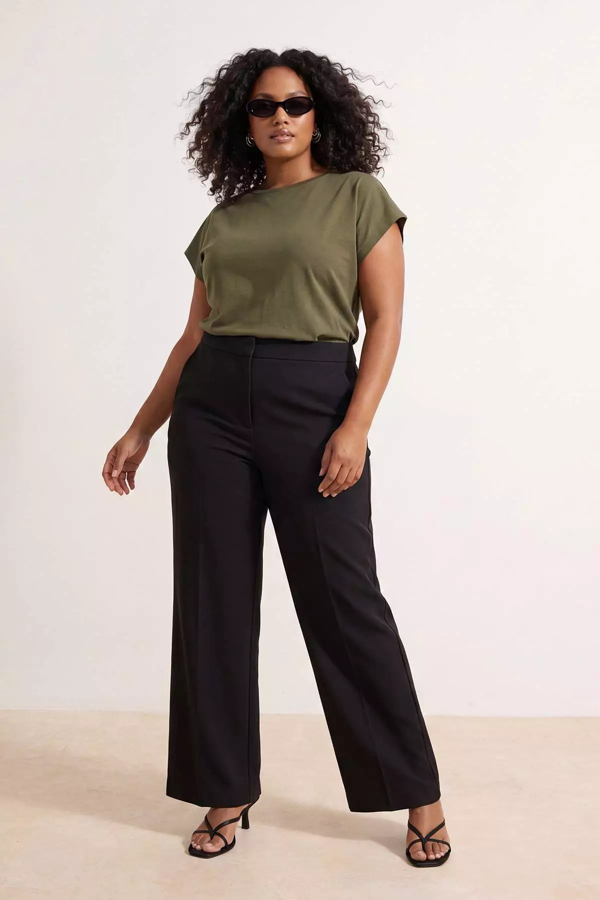 Black Exclusive Special Collection Plum Soft Button Wide Leg Pants Tbbss26Ar00057