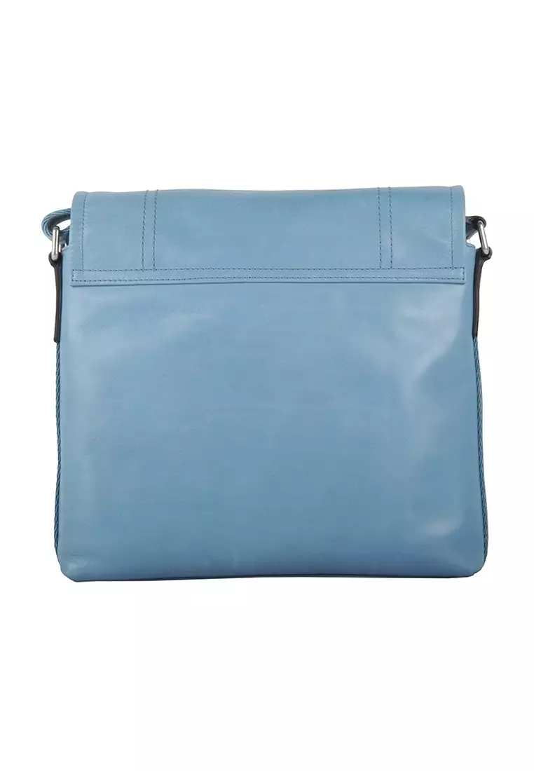 網上選購 BALLY Preloved Bally "Terlago" Messenger Bag for Men in Light Blue O26206790415 2024