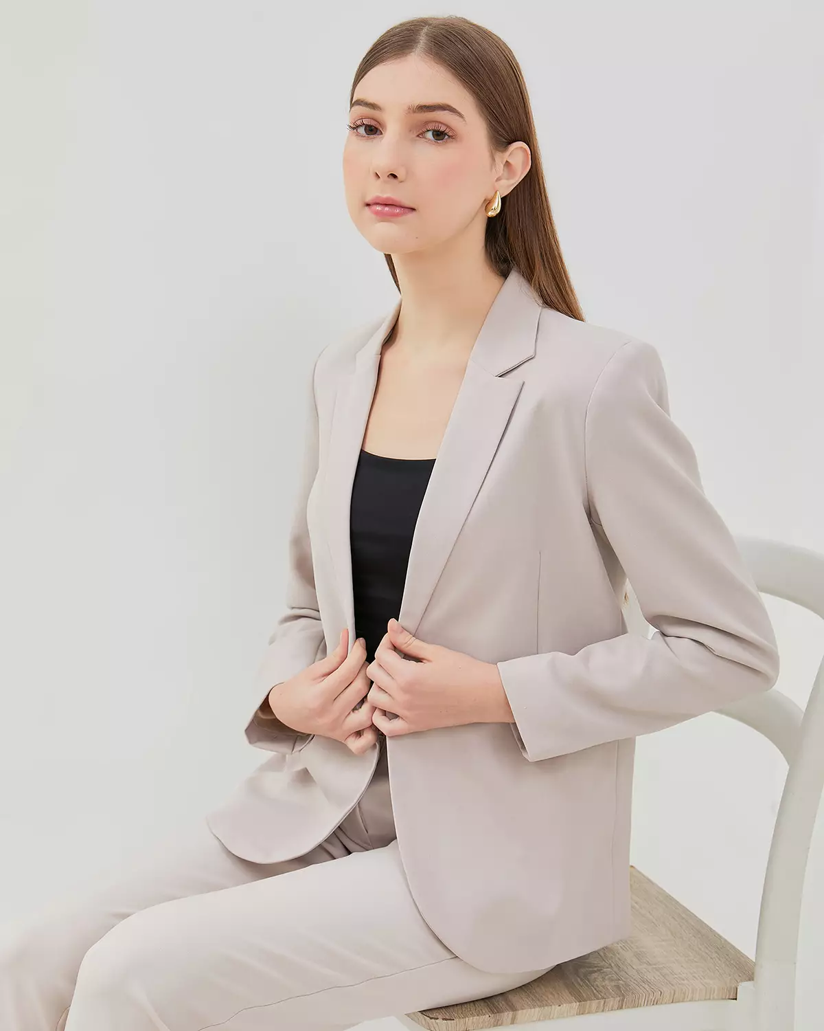 WOMEN'S CREAM BLAZER