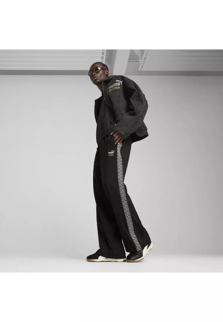 King Indoor Sneakers