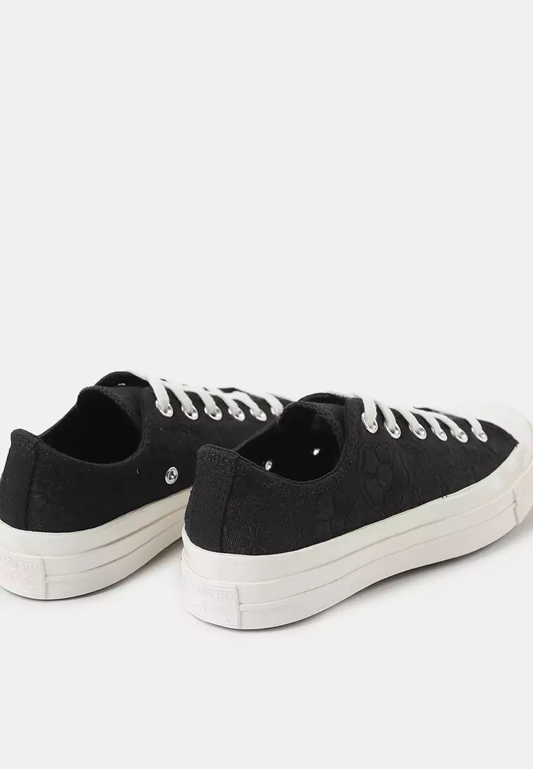 Chuck 70
