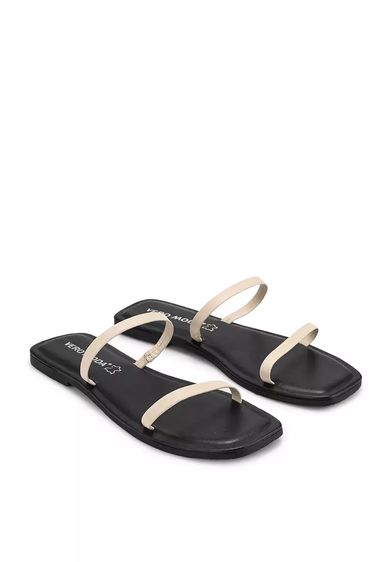 Thin strap leather best sale sandals