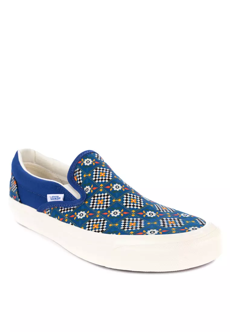 Buy Factory Classic Slip-On 98 DX Sneakers Online | ZALORA Philippines