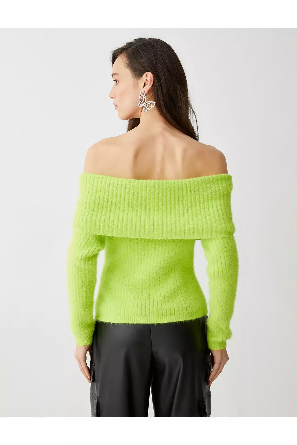 Off the shoulder soft sweater clearance