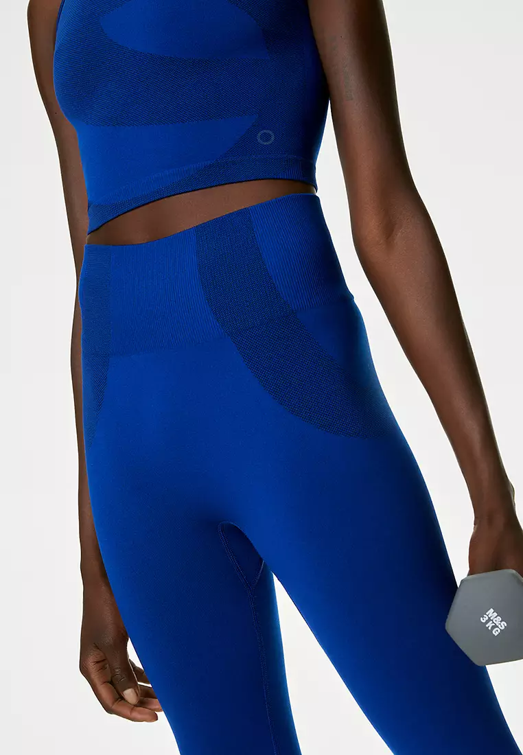 Scoop Neck Seamless Fitted Crop Top