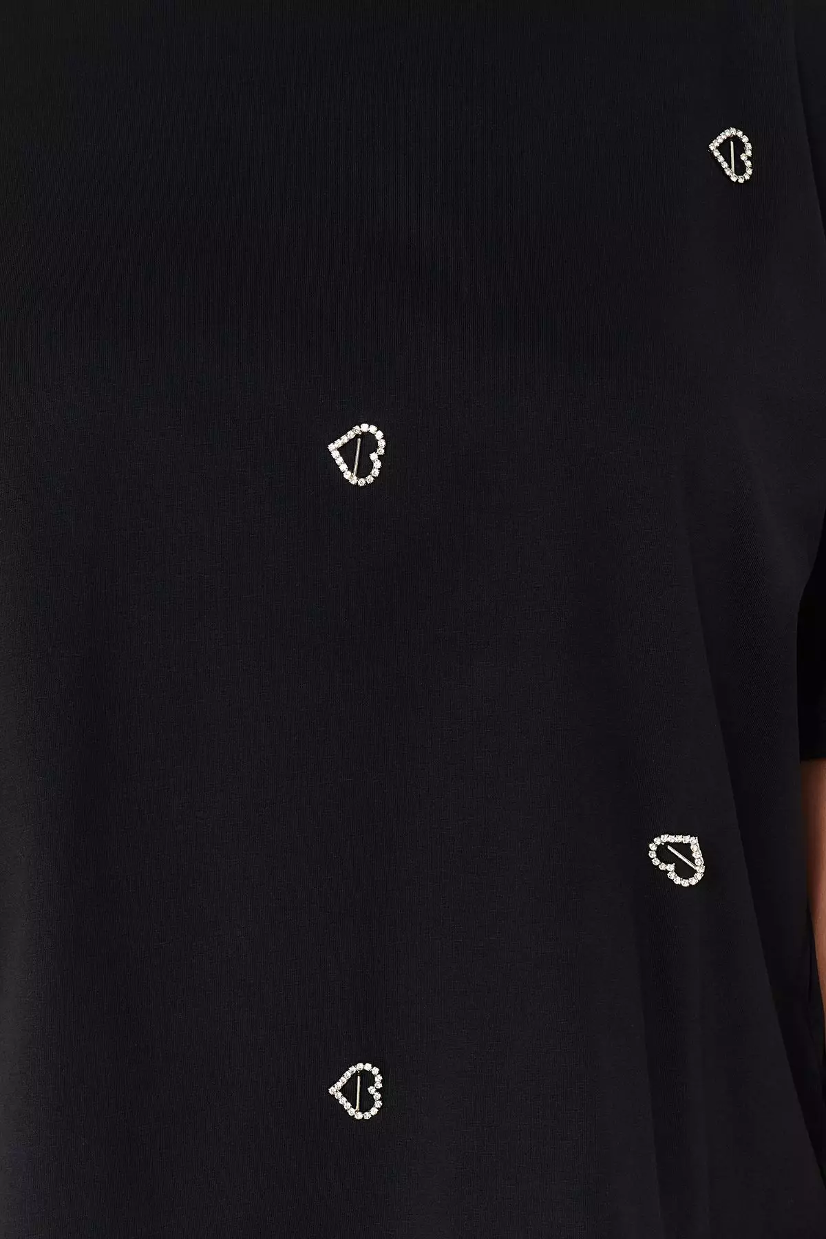 Plus Size Cotton Heart Accessory Oversized T-Shirt