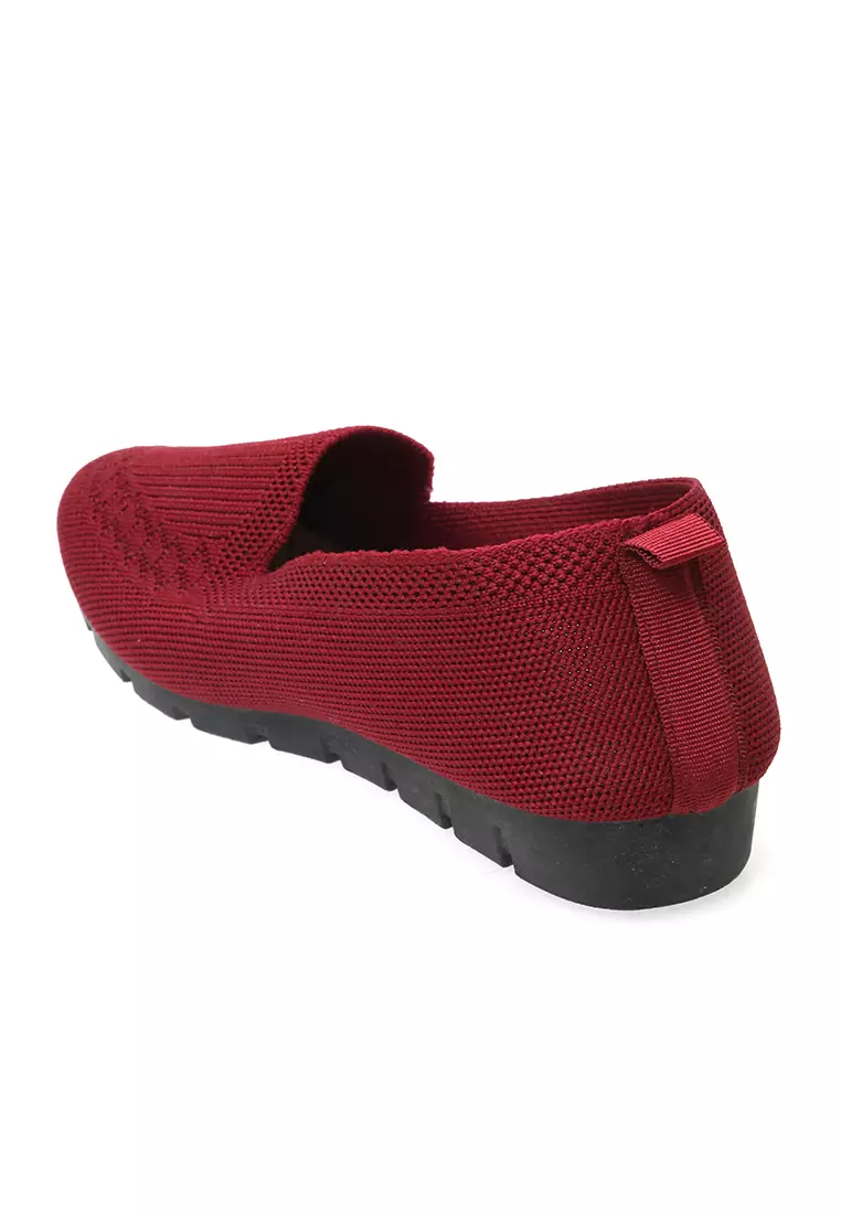 Sepatu Wanita Slip On Simple Design Casual Premium Quality - Maroon