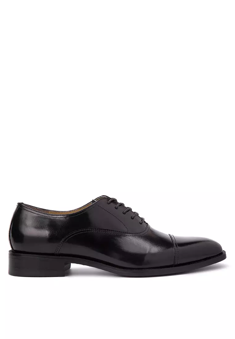 Buy Bristol Shoes McCartney Black Cap Toe Oxford 2023 Online | ZALORA ...