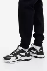 H and m chunky trainers top