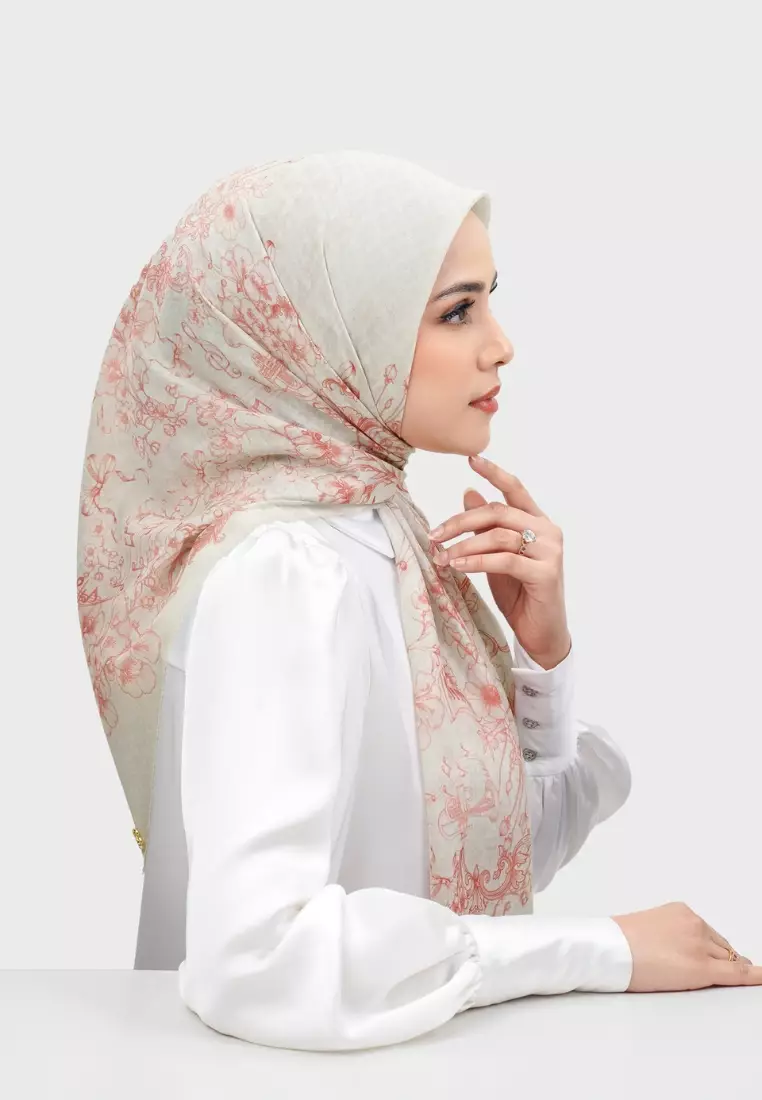 Nada 3 Voile Square - Shopping