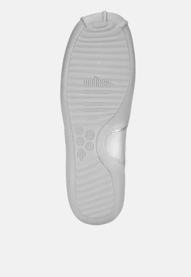 Aira Flats