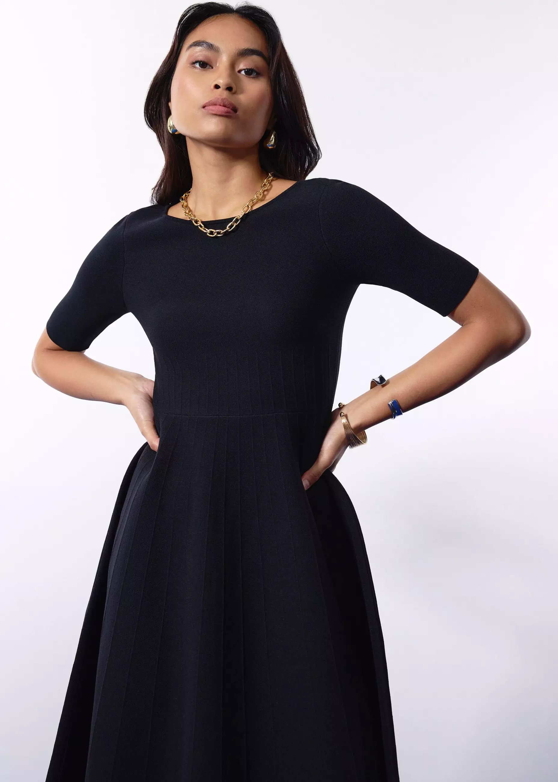 Dress Wanita - Mutya Contour Knit Boat Neck Fit & Flare Midi Dress