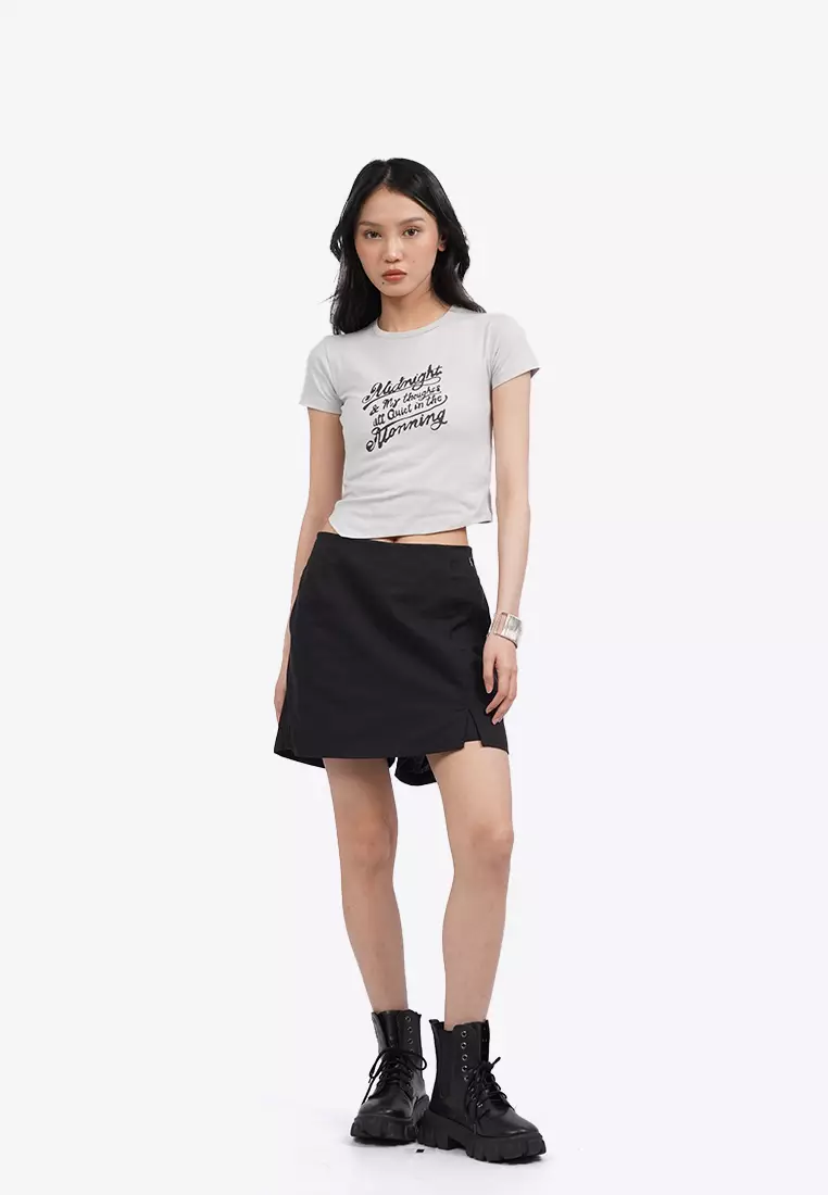 Graphic T-Shirt with Asymmetric Hem