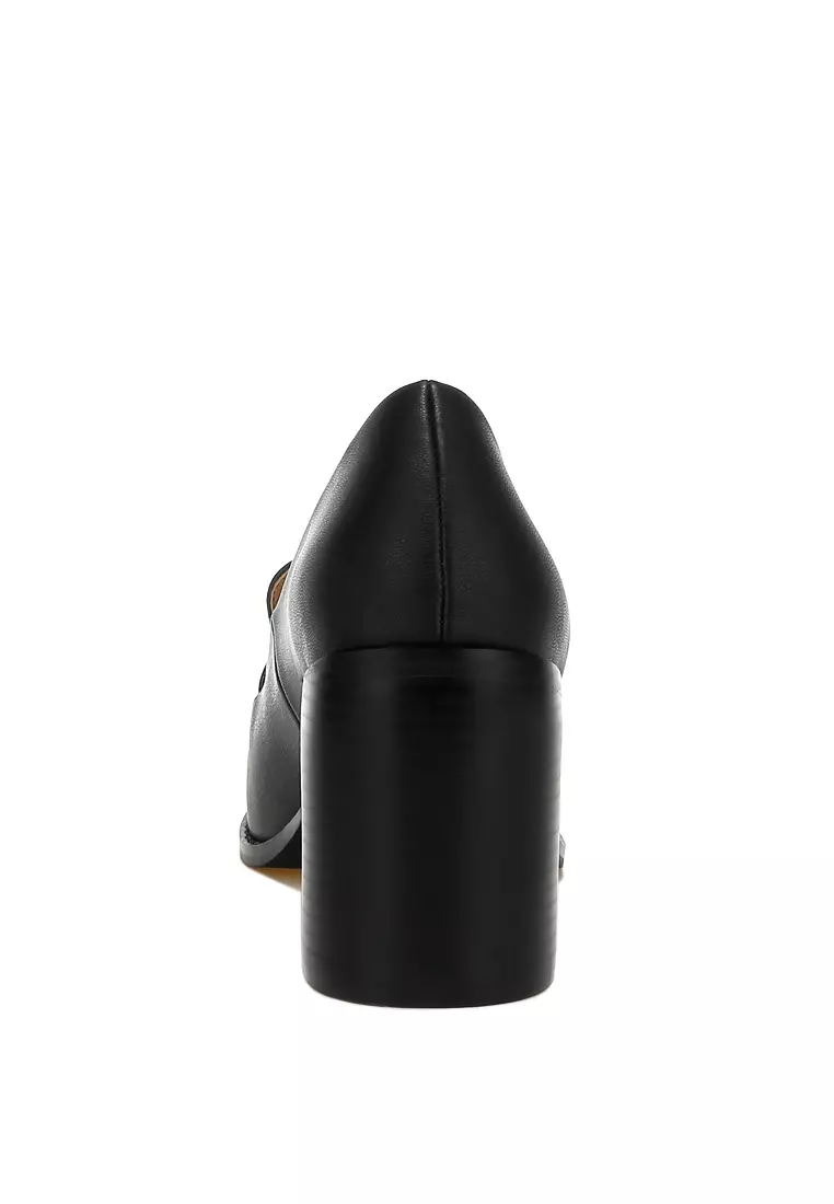 Sepatu Loafer Klasik dengan Hak Blok dan Warna Hitam