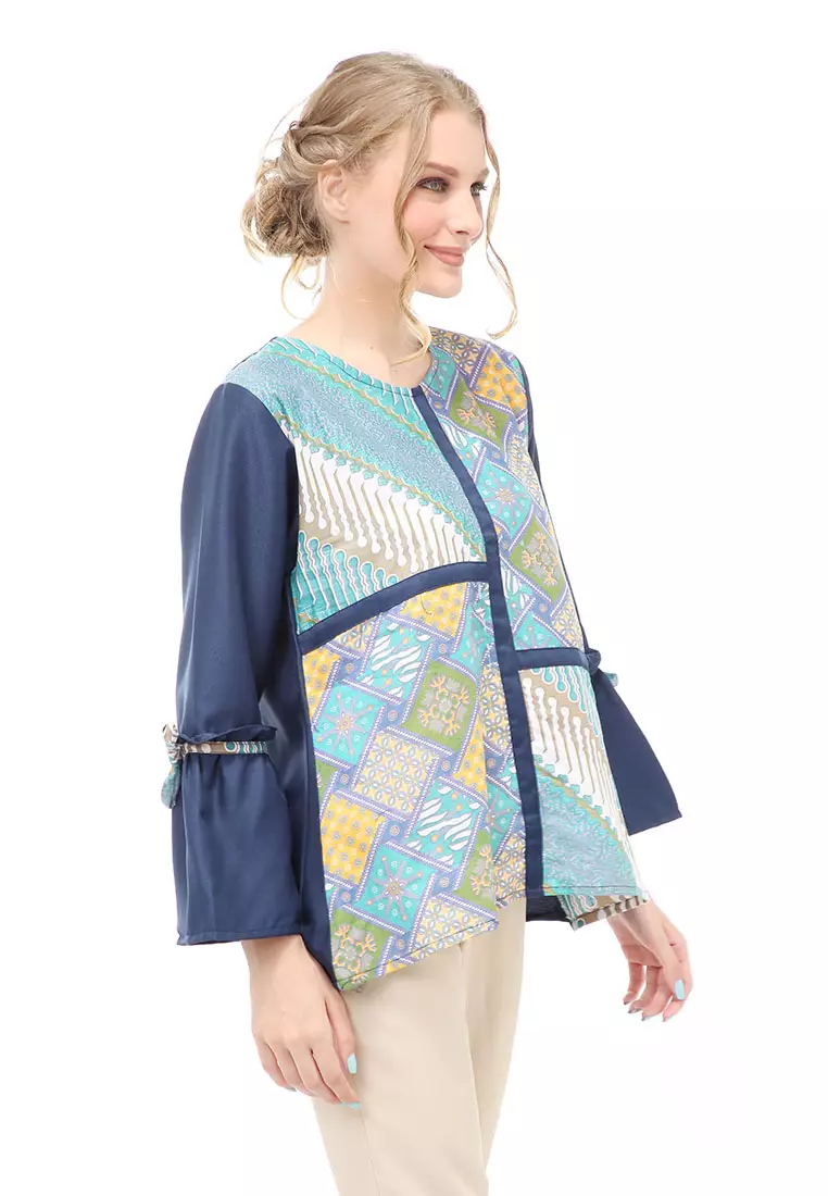Lynelle Blouse Batik Wanita Safeya Lengan Panjang Material Cotton ORIGINAL - Blue