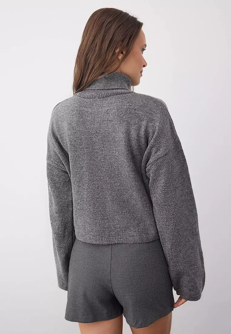 Wardrobe Essentials Anthracite Wide-Cut Soft-Textured Crop/Short Knit Sweater |