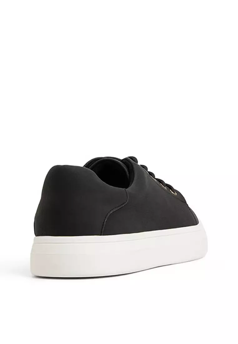 Greeley Sneakers