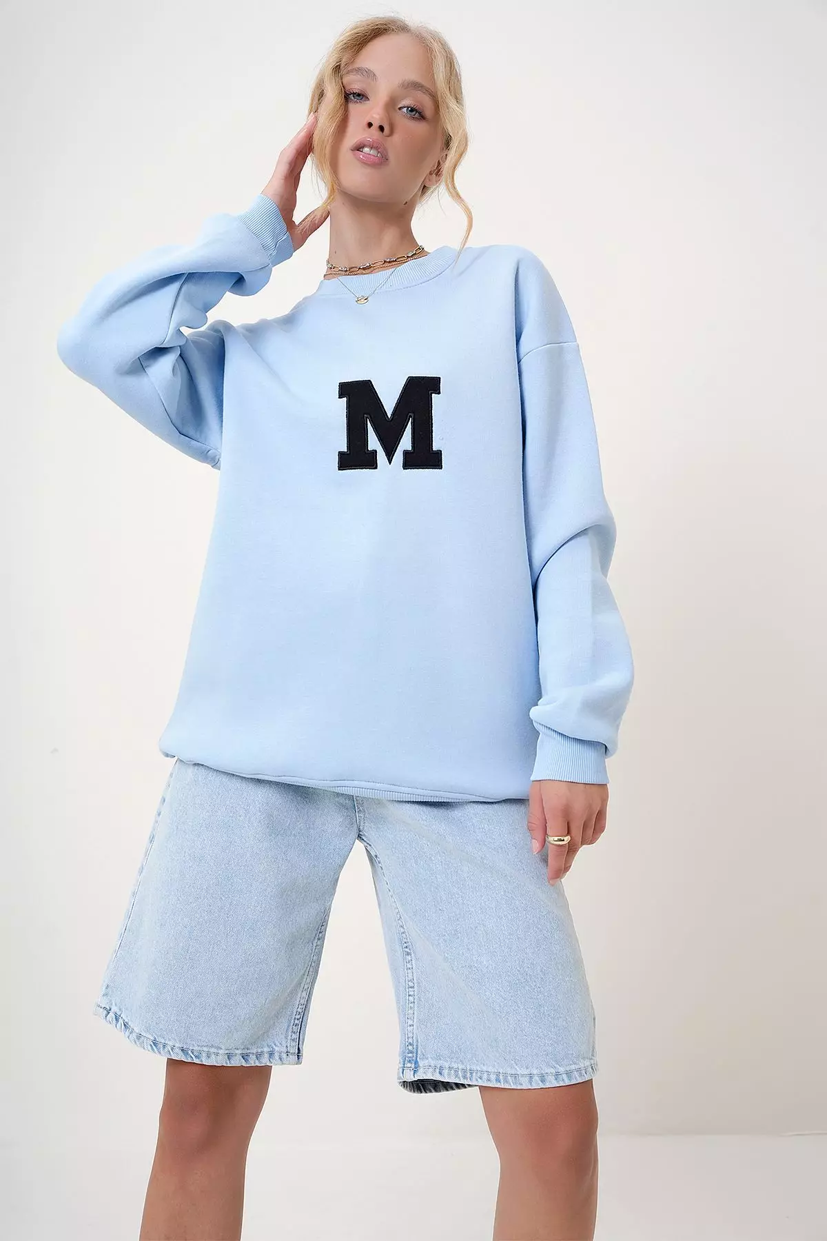 Embroidery Detail Sweatshirt