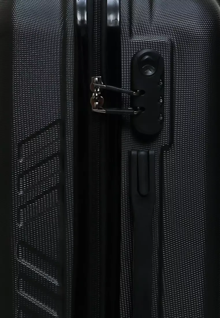 Carlton Koper Unisex Size 20 Inch Suitcase Large Compartment Material ABS+PVC Coated ORIGINAL - Black