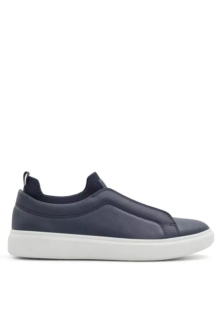 Slip on sneakers aldo clearance