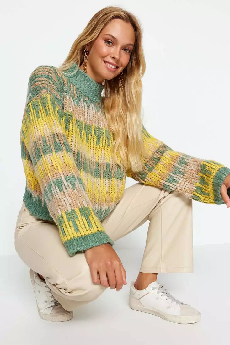 Mock Neck Knit Sweater