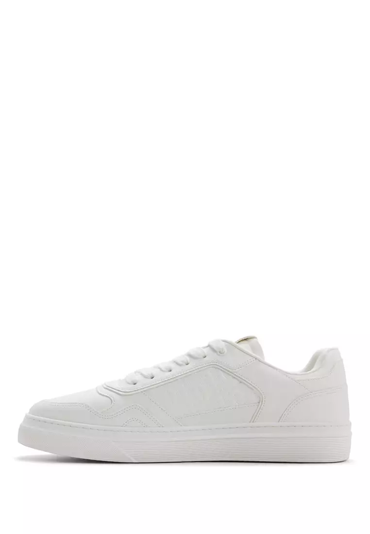 Desmond Sneakers