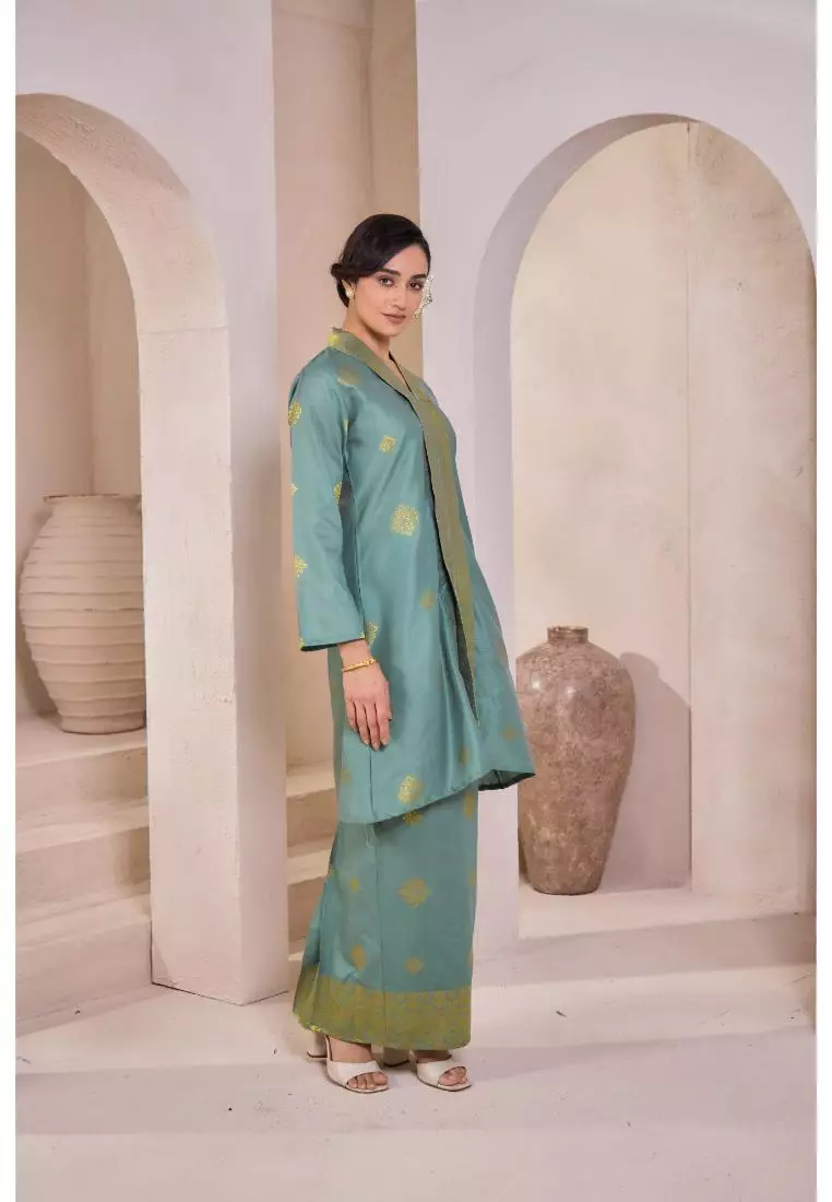 Kebarung Songket Mahsuri