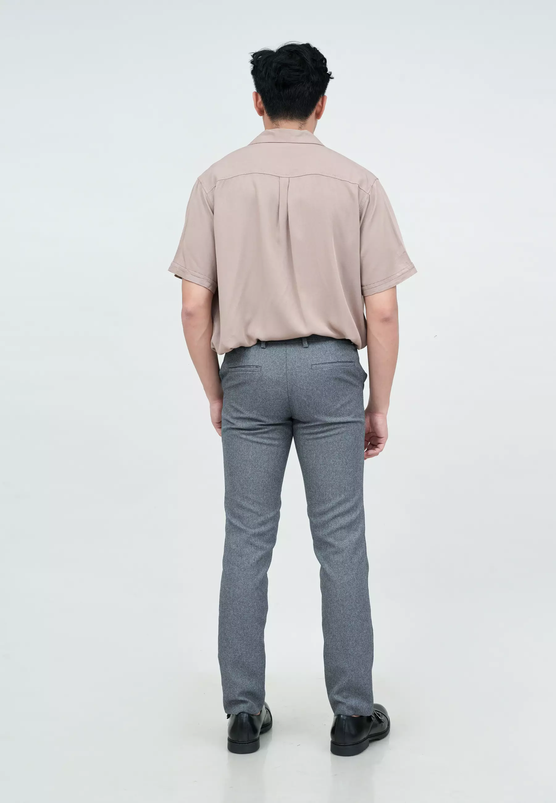 Houseofcuff Kemeja Bowling Lengan Pendek Rayon Shirt Krem