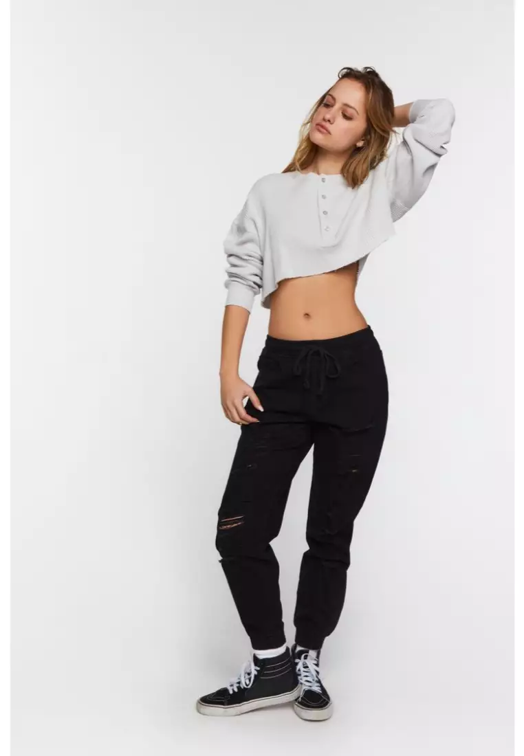 Distressed denim on sale joggers forever 21
