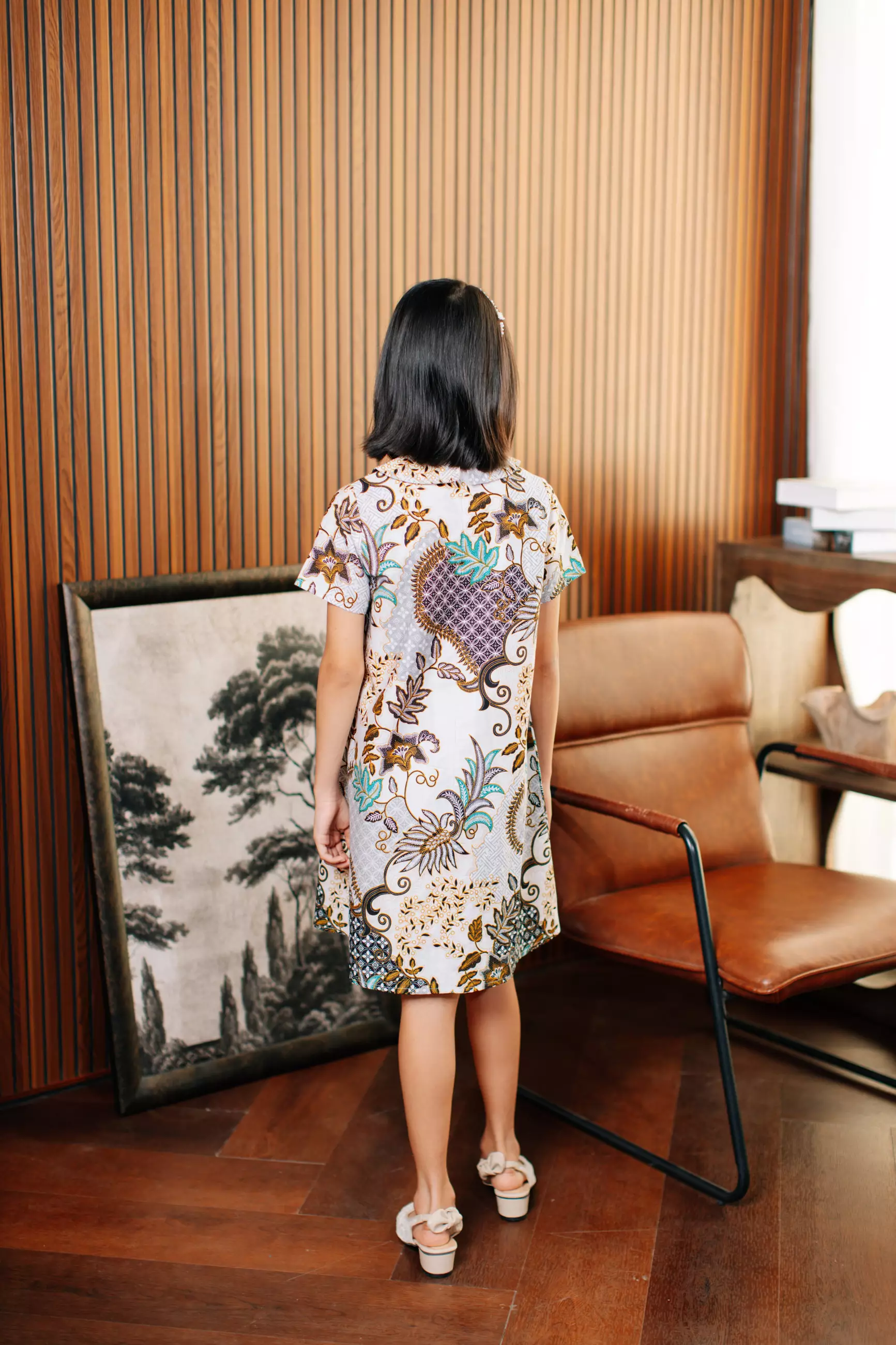 Adyatma Lavina White Dress Batik Anak Wanita Katun Lengan Pendek