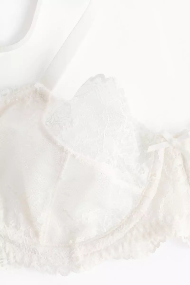 Underwired lace bra