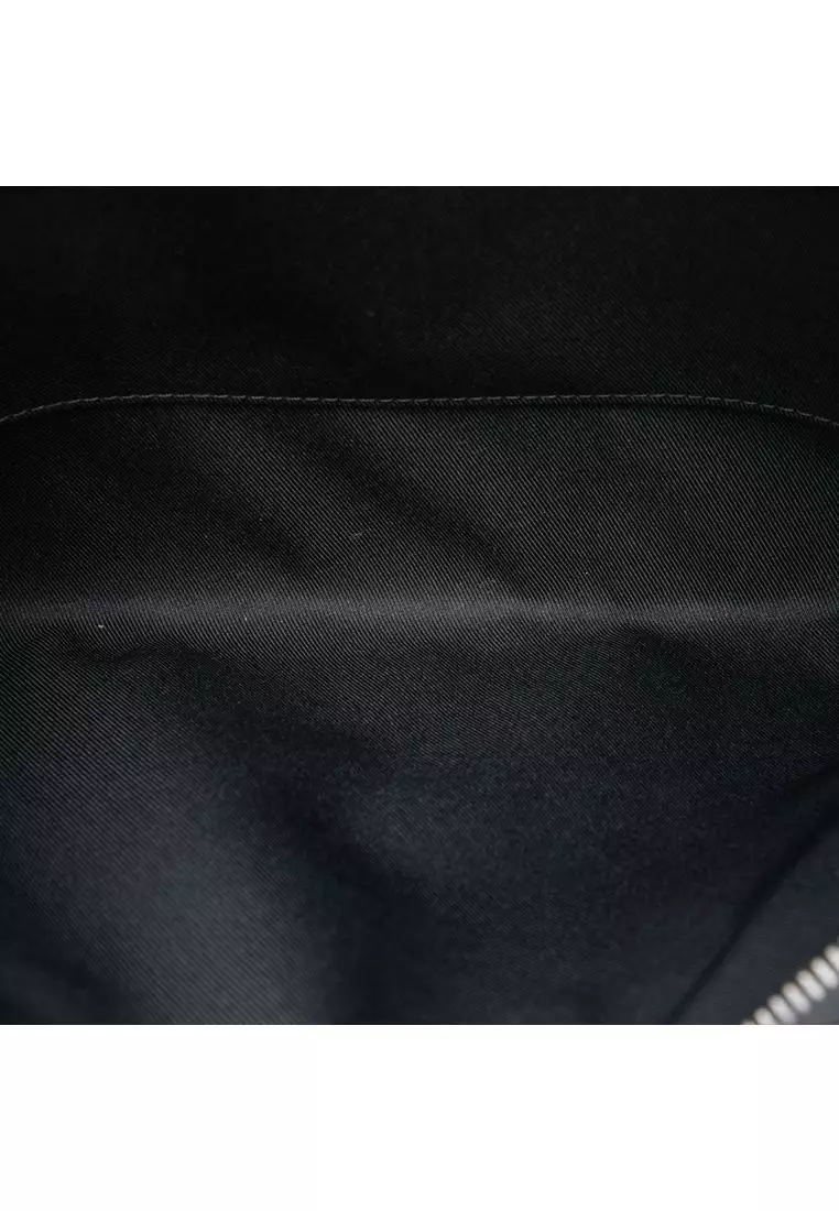 Pre-Loved Louis Vuitton Monogram Eclipse Discovery Pochette Gm