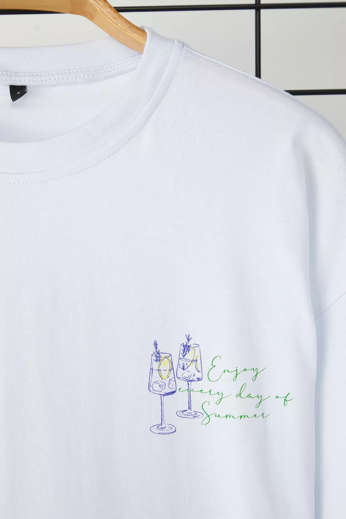 Oversize/Wide Cut Back Printed T-shirt