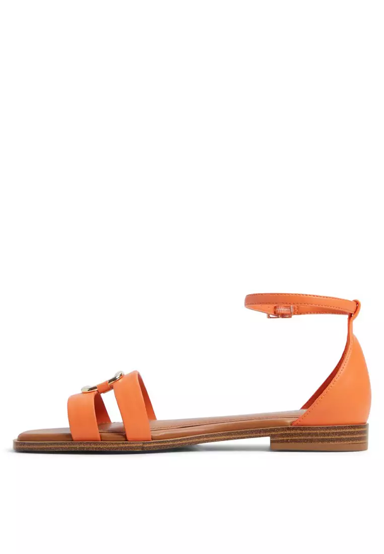 Vok Sandals