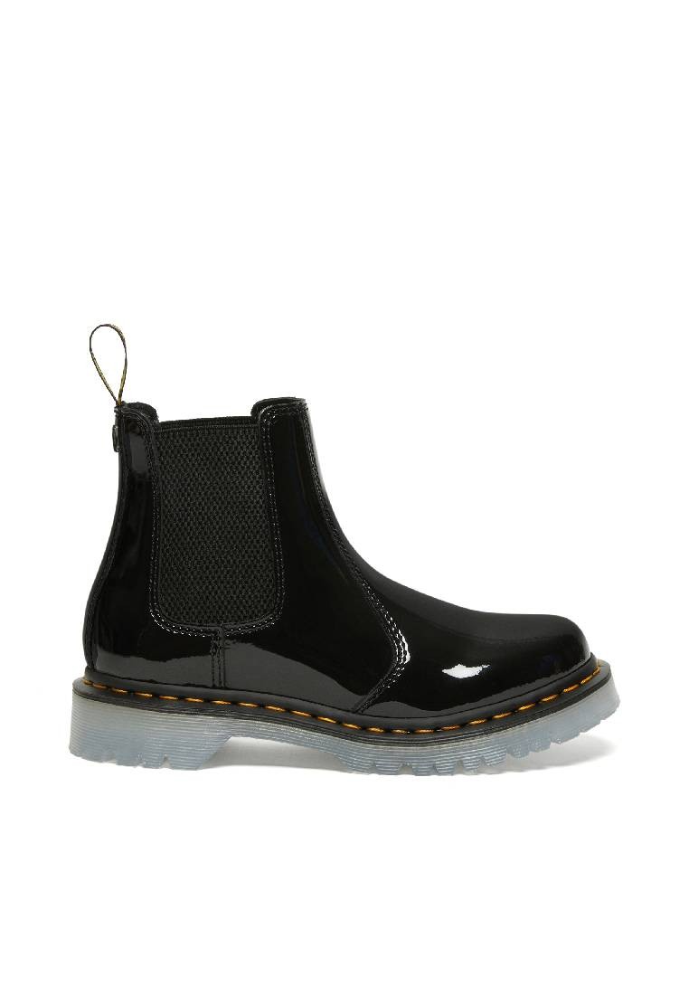 2976 ICED BED BLACK PATENT LAMPER