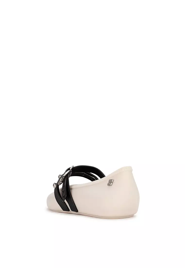 Soft Ballerina Studs Ad