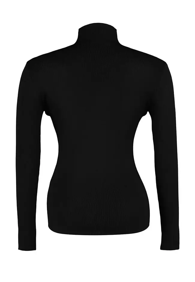 Plus Size Cut Out Sweater