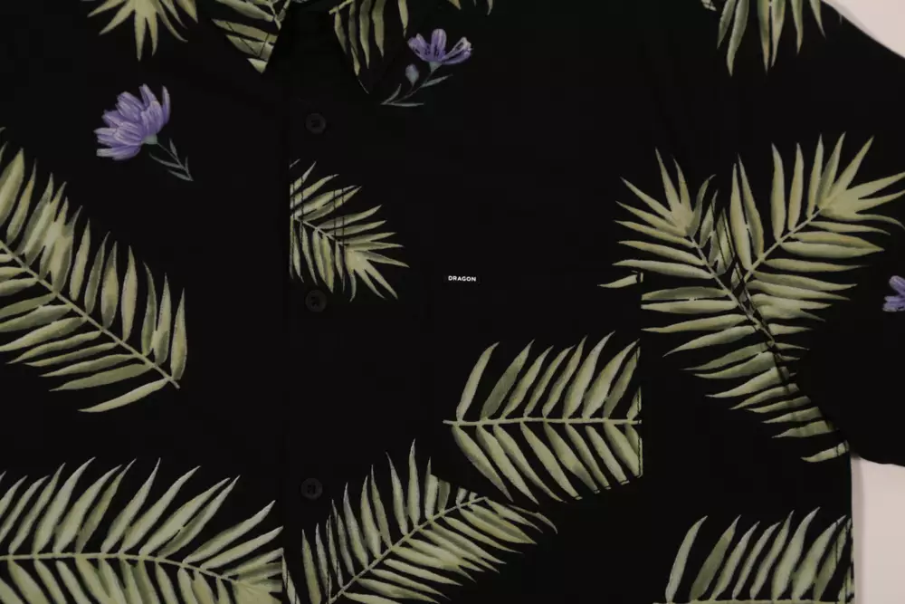 Dragon Kemeja Lengan Pendek Pria Areca  Black Planet Surf