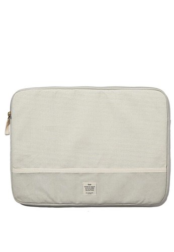 Jual Typo Canvas 15 Inch Laptop Case Original Zalora Indonesia