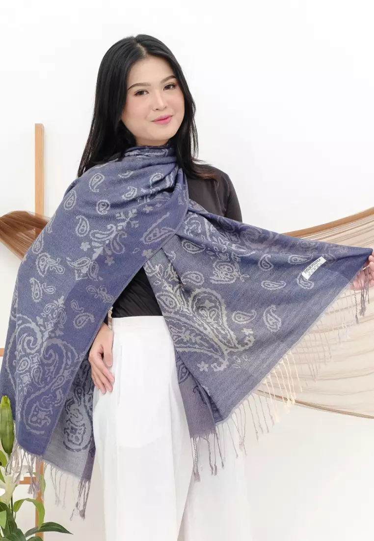 Aksesoris Wanita Reversible Viscose Gradient Paisley Pattern Pashmina Shawl Syal Gradasi Wanita Dusky Indigo