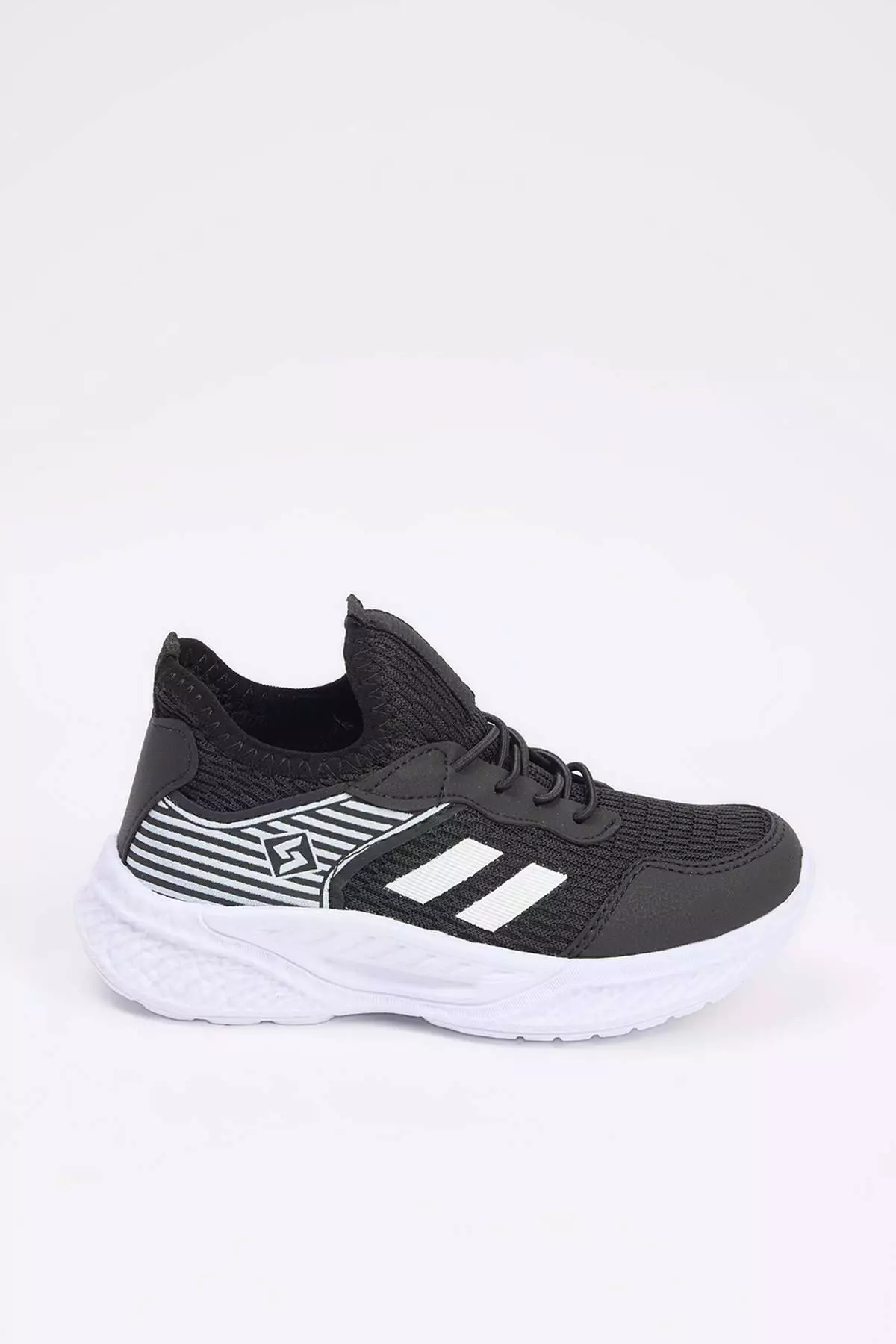 Black Easy Wear Rubber Laced Light Sole Small/Large Girls' Sports Shoes Takaw26Sn00000