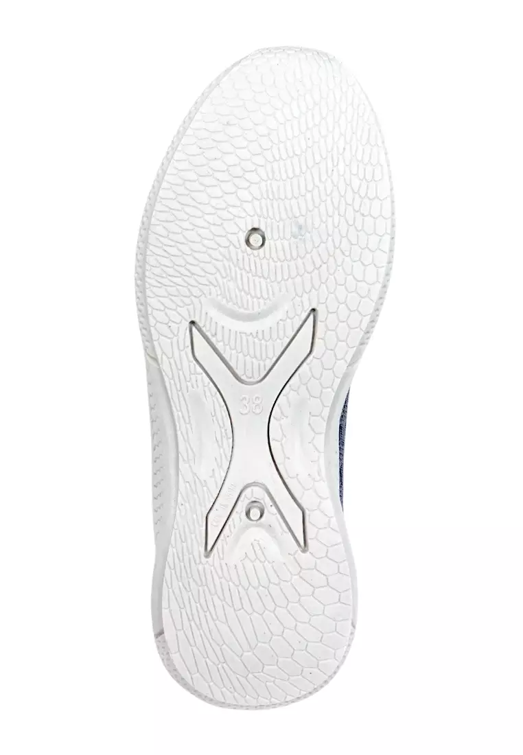 Dr. Kevin Sepatu Olahraga Wanita Sneakers Flyknit Slip On 589-062