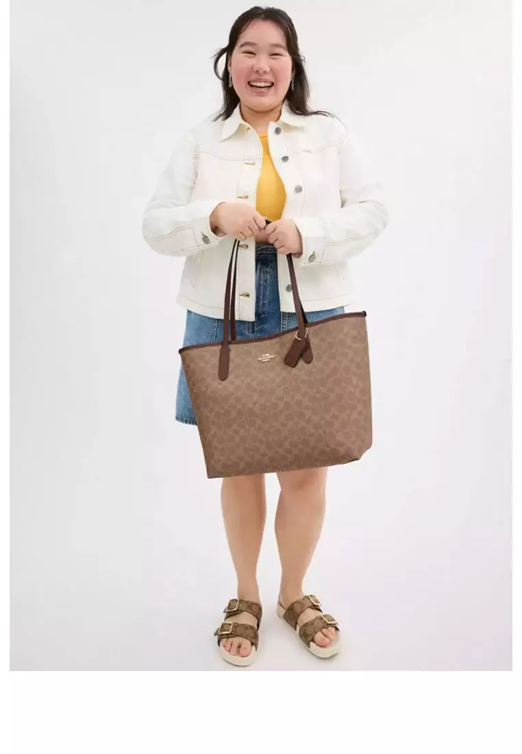 City Tote Bag In Signature Canvas